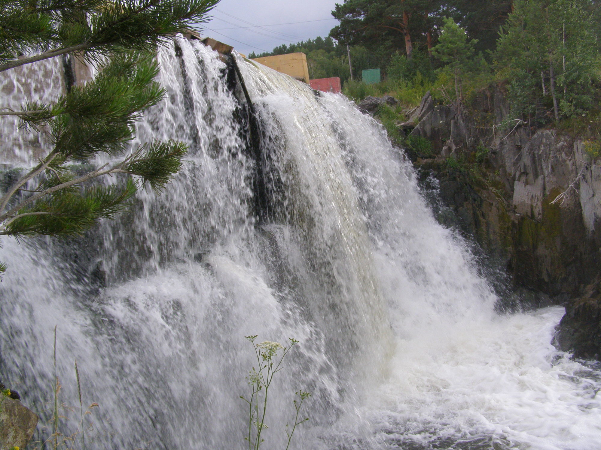 Водопад Карпысак в Новосибирске
